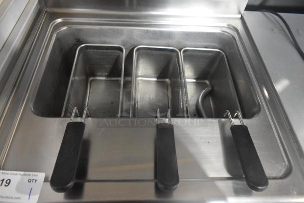 2022 Lotus CPT-66ET stainless steel pasta cooker with 3 metal fry baskets, countertop model, electric, 380-415V.