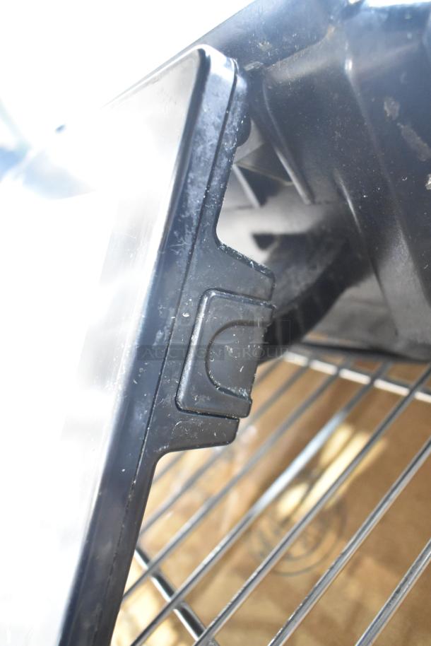 2017 Hobart HTi-7LH26 metal countertop scale close-up, missing plate, with label printer. Tested, working condition. 120/208-240V, 1 phase.