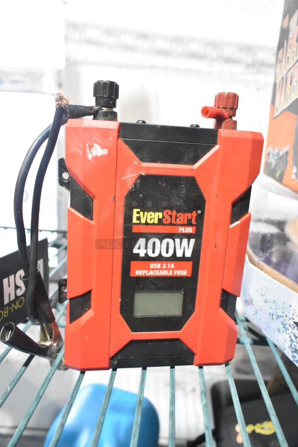Red EverStart Plus 400W inverter, USB 3.1A, replaceable fuse, slightly worn condition.