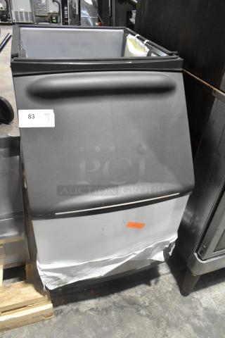 BRAND NEW SCRATCH AND DENT! Manitowoc B320 Stainless Steel Commercial Ice Bin. - Item #1223597