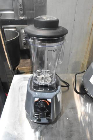 BRAND NEW AvaMix 928BL2VS 2 hp commercial blender, variable speed, 64 oz. Tritan™ container, toggle control, 120V.