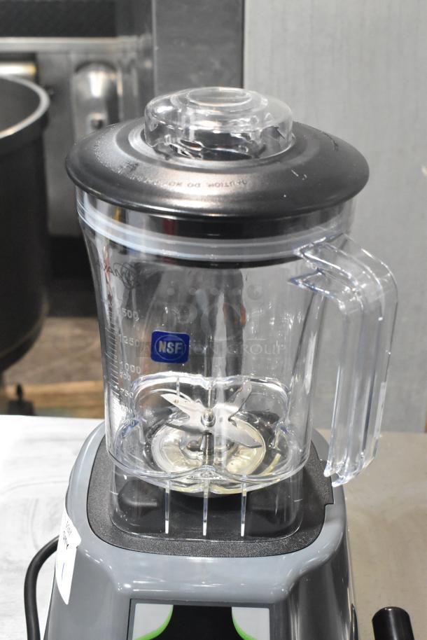 BRAND NEW 2025 AvaMix 928BL2T48 2 hp blender with 48 oz. Tritan™ container, toggle control, and NSF marking. 120V, 1 Phase.