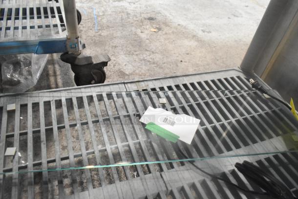 4 new scratch and dent items: Avantco Master Switch 184PBT12A, Lincoln Valve HP369398, Avantco Windshield Panel 19386576. Tags visible.