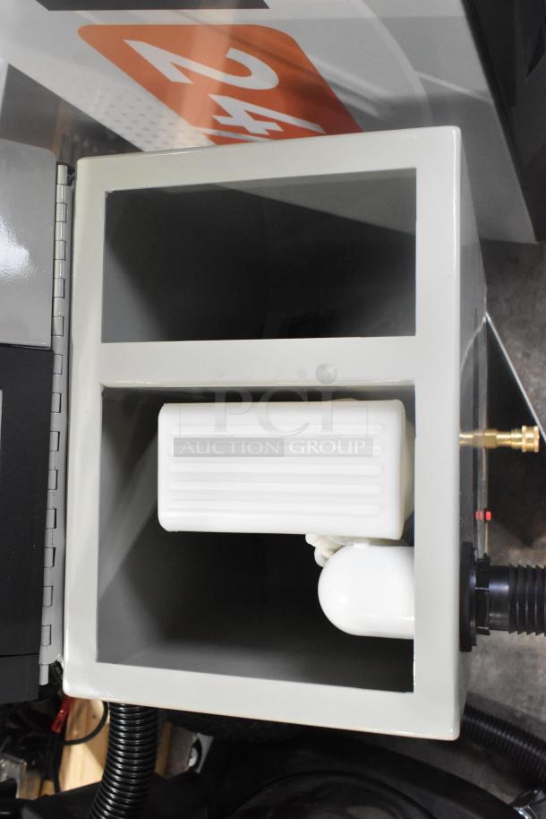 BRAND NEW Namco Scoot Cub 4115 Carpet Extractor, model MDR-9CP; 6-gallon, 115V, missing hose, scratch and dent condition.