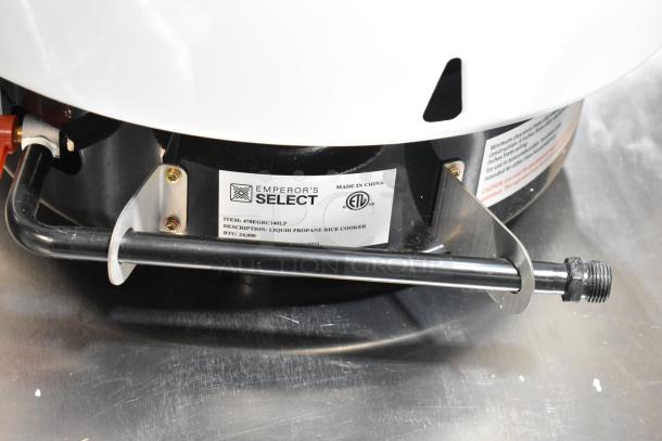 BRAND NEW SCRATCH AND DENT Emperor's Select rice cooker, model 478EGRC140LP, features 140-cup capacity, 24,000 BTU, propane-powered.