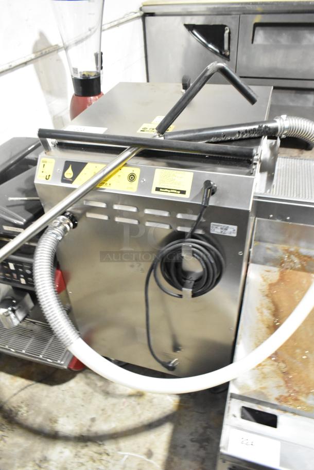 BRAND NEW SCRATCH AND DENT Vito Fryfilter VITO XM 137 lb. mobile fryer oil filter system, 100-120V, 1 phase, on casters.