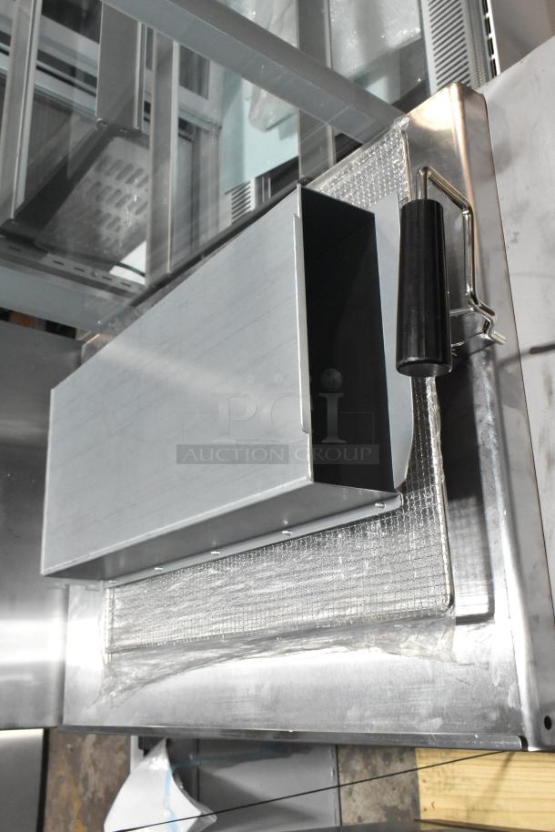 Stainless steel Avantco 177FBF1824LP propane gas fryer, 125 lb. capacity, 90,000 BTU, brand new, with minor scratches.