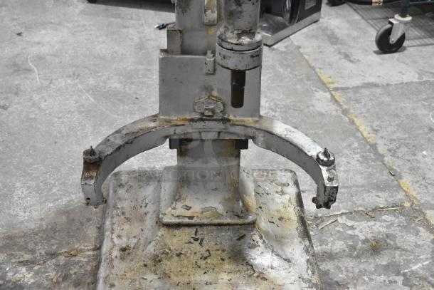 Hobart S-601 60 Quart Dough Mixer base, showing wear and rust. 208V, 3-phase power system.