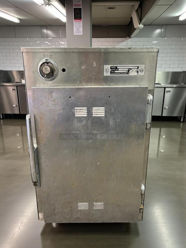 Alto-Shaam 500-S mobile holding cabinet, 6 pan capacity, stainless steel, visible model label, tested, working condition.