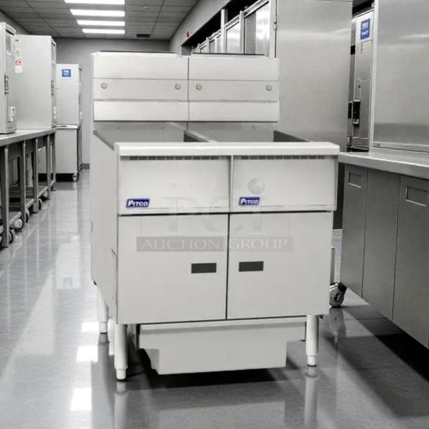 Pitco SG14-2FD Solstice 50 lb. 2 Vat Gas Fryer Battery in excellent condition, tested and working, with Pitco branding visible.