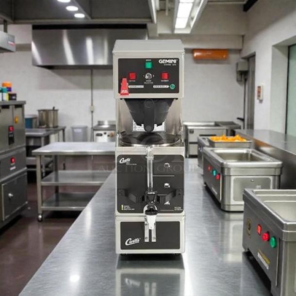 Curtis GEM-120A-10 automatic coffee brewer, 1 gallon capacity, great condition, tested, working, model 1360100015.