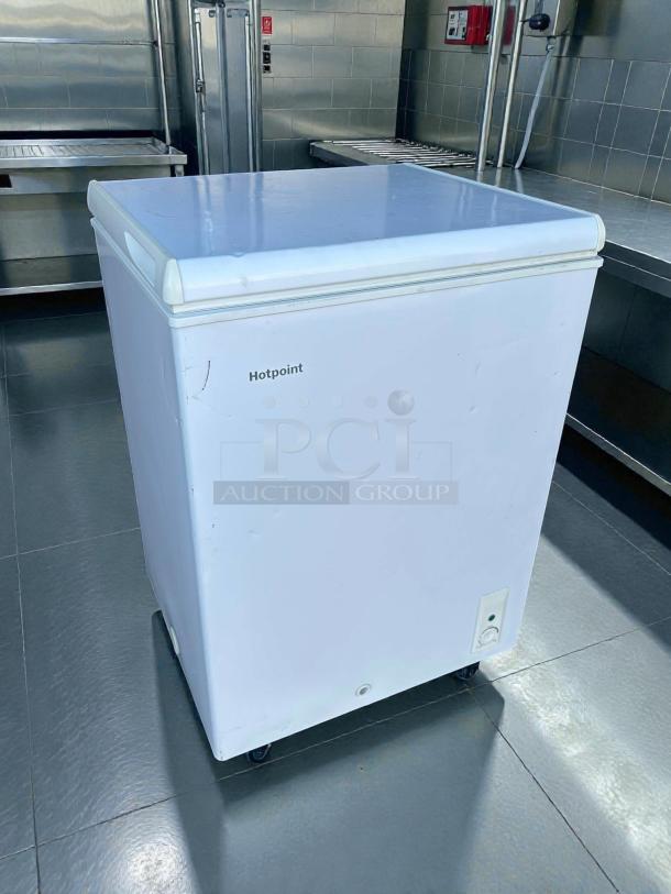 Hotpoint HCM5QWWW 4.9-cu ft white chest freezer, convertible to refrigerator. Excellent condition, tested and working.