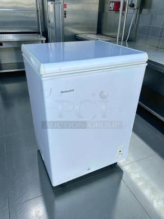 Hotpoint HCM5QWWW 4.9-cu ft white chest freezer, convertible to refrigerator. Excellent condition, tested and working.