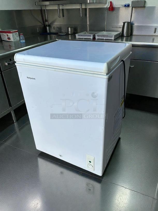 Hotpoint HCM5QWWW 4.9-cu ft white chest freezer, convertible to refrigerator. Excellent condition, tested and working.