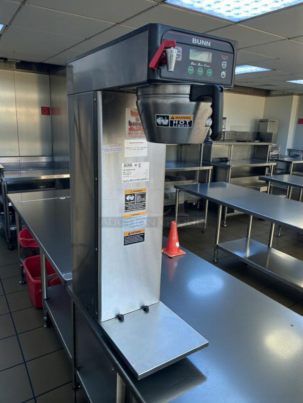 Bunn 53100.0000 ICB-DV Automatic Coffee Brewer, stainless steel, tested and working, dual voltage 120/208-240V.
