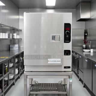 Cleveland 22CET6.1 SteamChef™ (6) Pan Convection Steamer in excellent condition, countertop model, 208v/1ph, tested working.