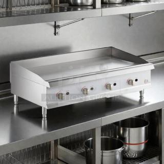 Cooking Performance Group GM-CPG-48-NL 48" gas griddle, 120,000 BTU, manual controls, excellent condition, tested and working.