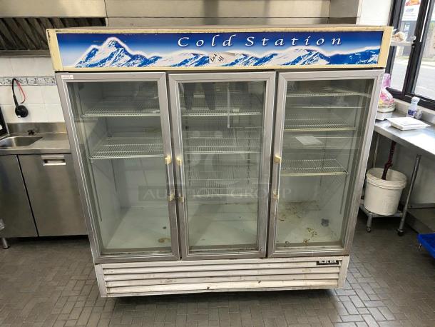 Blue Air BAGR72-HC fridge merchandiser, 82", 3 glass swing doors, 72 cu. ft., R290 refrigerant, used, tested, works well.