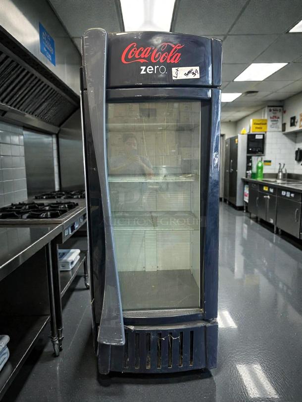 True GDM-26-HC~TSL01 30" refrigerated glass door merchandiser. Tested, working, great condition; Coca-Cola Zero branding.