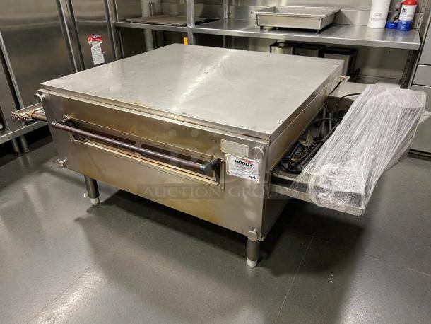 XLT 3255 Series Conveyor Oven; 32" wide conveyor, 55" cooking chamber, stainless steel, tested, working, compact design.