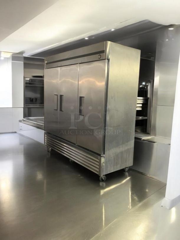 TRUE T-72 triple door commercial refrigerator, stainless steel, outstanding condition, 115V, fully tested and working.