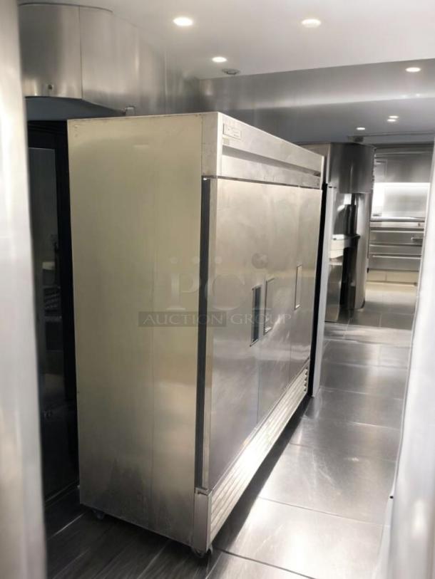 TRUE T-72 triple door commercial refrigerator in outstanding condition, 115V, fully tested and working.