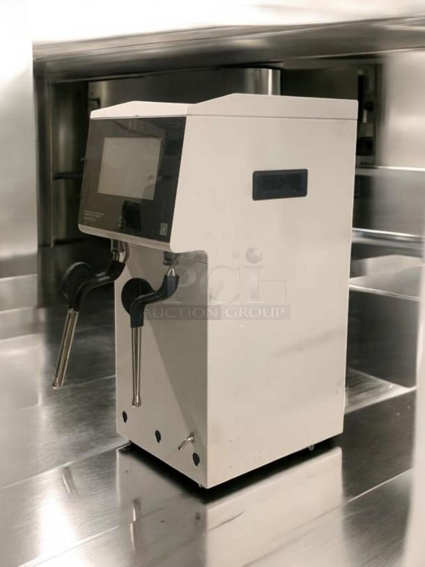 Elite condition Naixer NDF-XCZQ2W commercial steam machine, 240V, fully tested, white with dual steam wands.