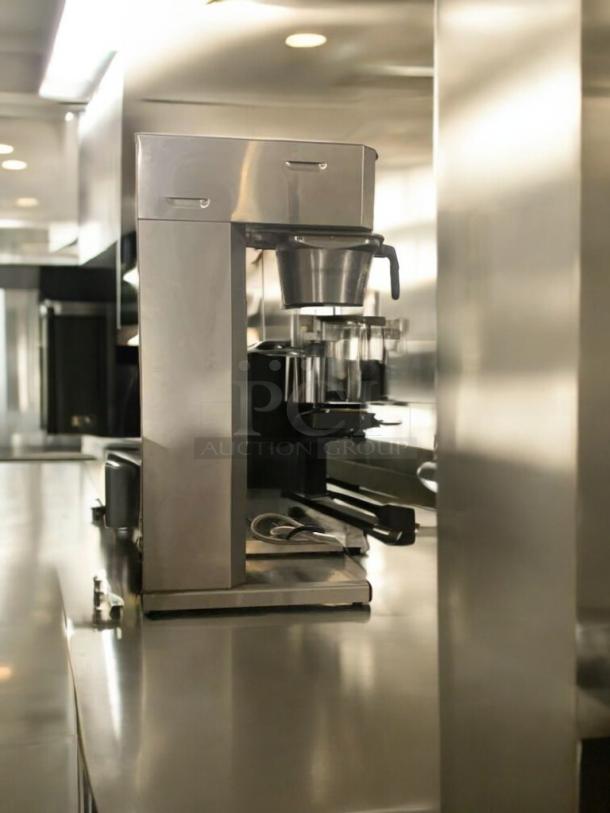 Fetco TBS-21A commercial tea brewer in stainless steel, great working condition, 120V, fully tested and operational.
