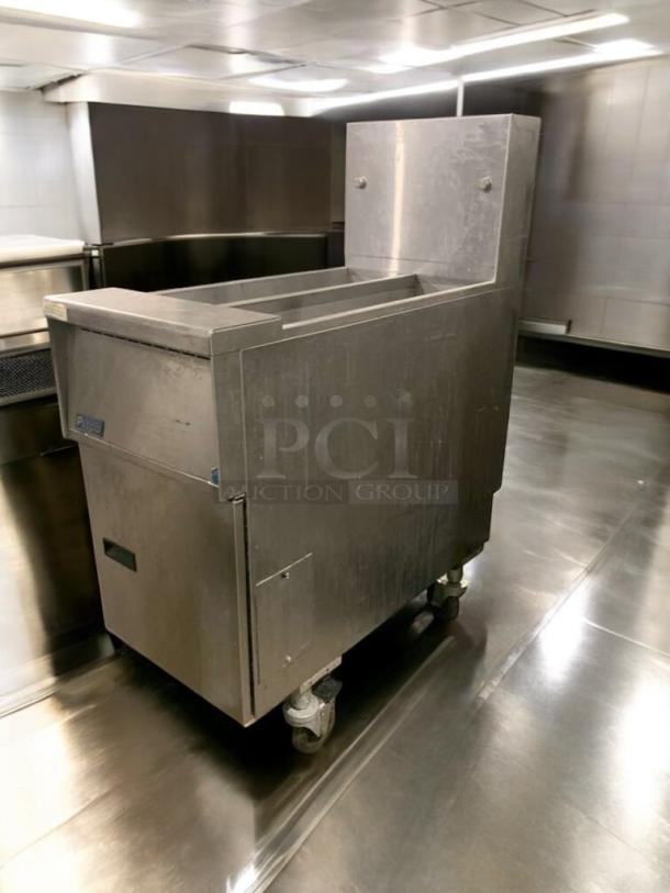 Pitco SG14T commercial gas deep fryer in great condition, fully tested and working, suitable for natural gas use.