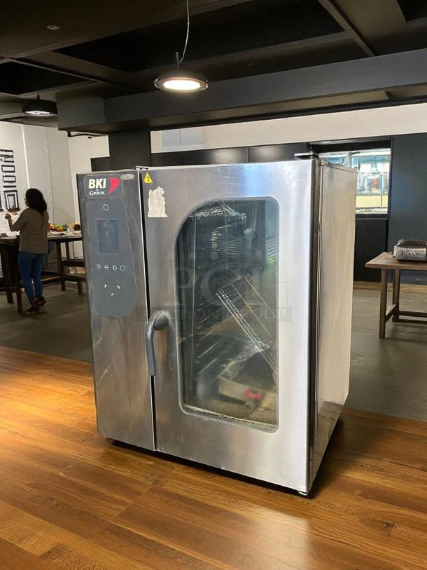 BKI by Giorik ABTE101R Electric Combi Oven, 208V/3PH, stainless steel, glass door, in excellent condition, fully tested.