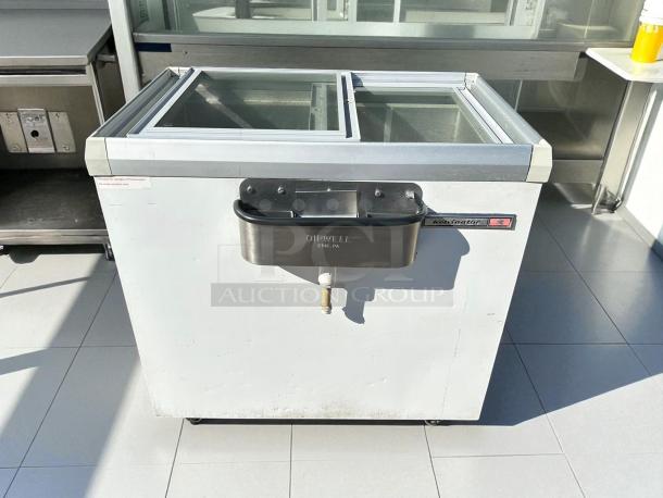 Kelvinator Model IK273 ice cream dipping cabinet, 36", 115v, with dipping well. Perfect condition, tested and working.
