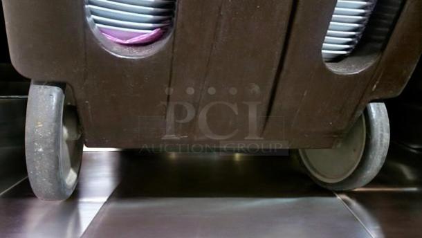 Cambro 6" Dish Caddy, heavy-duty mobile plate cart, top-tier condition, tested & working, visible sturdy wheels.