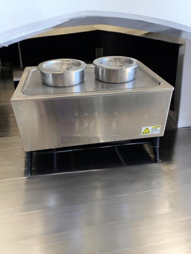 Winco Food Warmer, model with double round insets, stainless steel, 120V, great condition, fully tested and working.