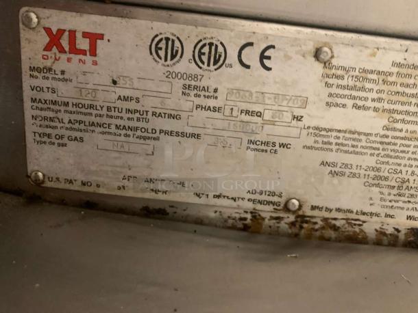 XLT 3255 Conveyor Pizza Oven, natural gas, excellent condition, fully tested. Label shows model, serial number, and specs.