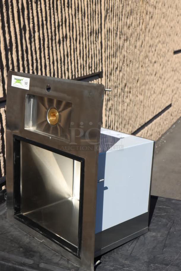 BRAND NEW Regency 600DIWIB2118 stainless steel water station with ice bin, 18" x 21", scratch-n-dent condition, visible label.