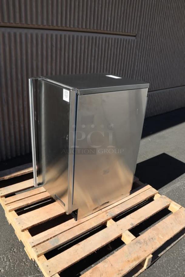 Brand new 2025 Hoshizaki C-80BAK-AD ice machine on pallet, minor scratches and dents, ADA compliant, 27 lb. bin, S/N: Q00159E.