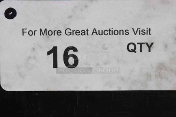 Brand new ServIt EST-4WS four-pan sealed well electric steam table, 120V, 2000W. Out of packaging; minor scratches and dents.
