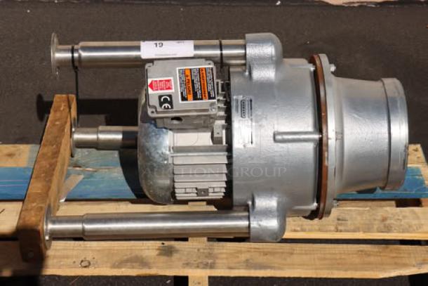 BRAND NEW Hobart FD4/500-1 commercial garbage disposer, 5 hp, 208-230/460V, visible model tag, minor scratches.