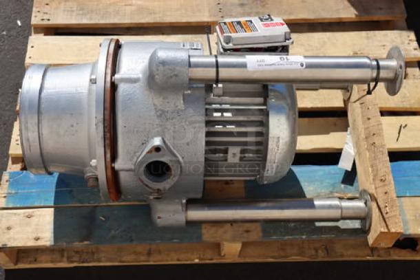 BRAND NEW Hobart FD4/500-1 Commercial Garbage Disposer, 5 hp, 208-230/460V, scratch-n-dent, S/N: 104011867-EBB, on pallet.