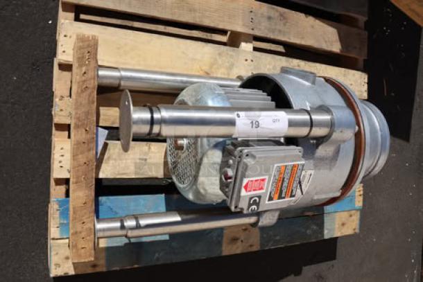 Brand new Hobart FD4/500-1 commercial garbage disposer, 5 hp, 208-230/460V, scratch-n-dent, visible labels and serial number.