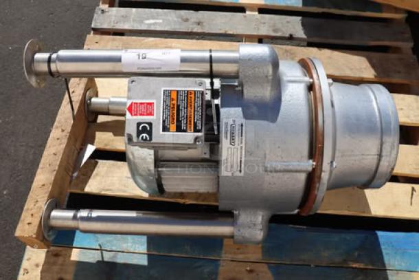 Brand new Hobart FD4/500-1 commercial garbage disposer, 5 hp, 208-230/460V. Serial number 104011867-EBB, features minor scratches.