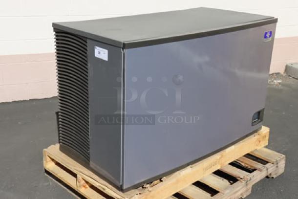 Manitowoc IDT1500A Indigo NXT ice machine, 48", air-cooled, scratch-and-dent, 208-230V, new condition, on wooden pallet.