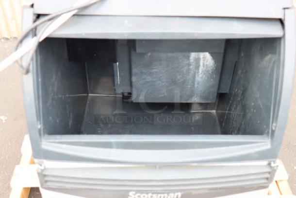 Scotsman UN1520A-1A 20" undercounter nugget ice machine, air-cooled, 57 lb. bin, brand new scratch-n-dent condition, 115V.