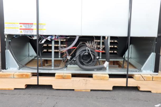 Beverage-Air MMR45HC-1-B MarketMax 52" two-section glass door merchandiser, black, 44 cu. ft., minor scratches, on pallet.