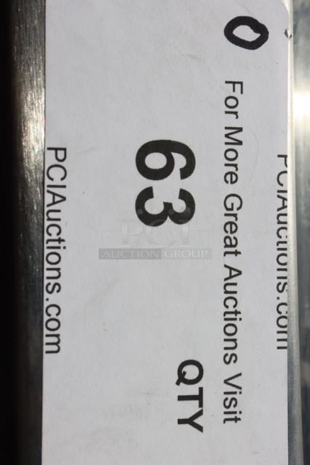 BRAND NEW Avantco CAG36TG 36" gas griddle, 105,000 BTU, thermostatic controls, S/N: 1375443000002, missing knob.