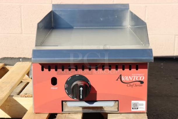 Avantco CAG-15-TG 15" countertop gas griddle, brand new, with thermostatic controls, 35,000 BTU, slight scratch-n-dent.