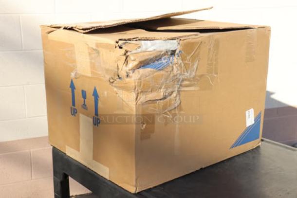 Damaged original packaging for Vollrath CT2H-120250 JT1H Conveyor Toaster, may have scratches/dents, brand new condition.