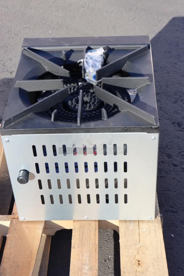 Brand new Cooking Performance Group CPG-SP-18-L stock pot range, liquid propane, 80,000 BTU, minor dents, S/N: CPG67243452998.