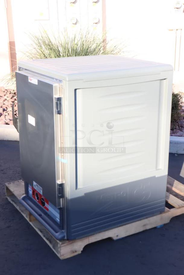 Brand new Metro C535-HFS-U-GY heated holding cabinet, gray, solid door, out of original packaging, 120V, 2,000W, 16.7A.