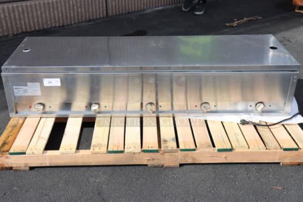 ServIt 423ESTSWOPB five pan electric steam table, brand new, dirty wells, partially enclosed base, 3750W, 208/240V.